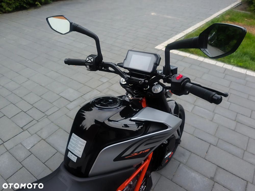 KTM Duke - 13