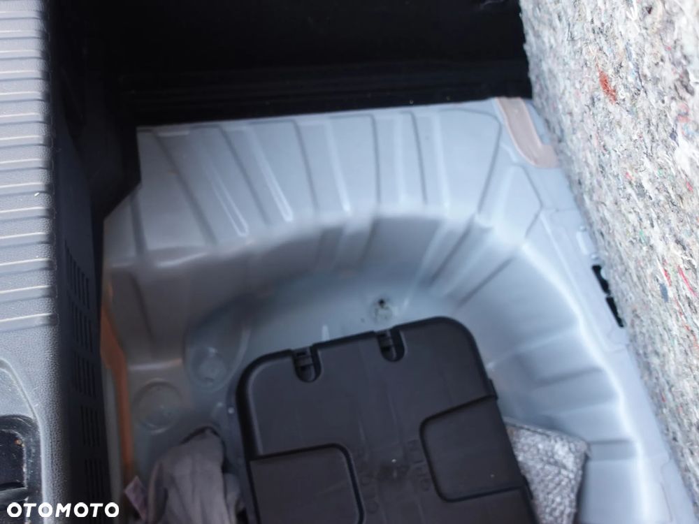 Mitsubishi Colt 1.0 BASIS - 9