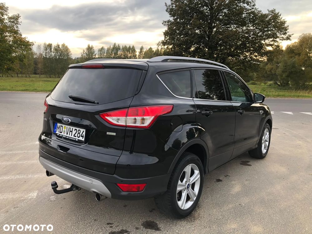 Ford Kuga - 10