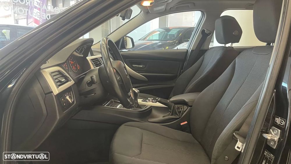 BMW 318 d Touring Line Modern - 14