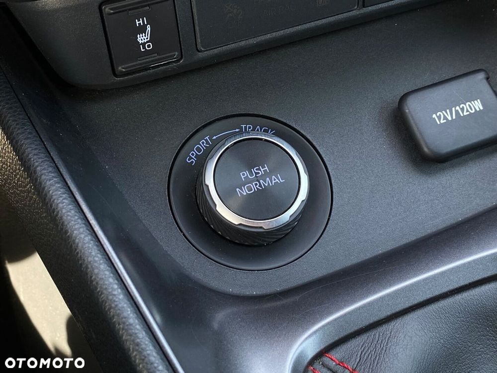 Toyota Yaris - 20