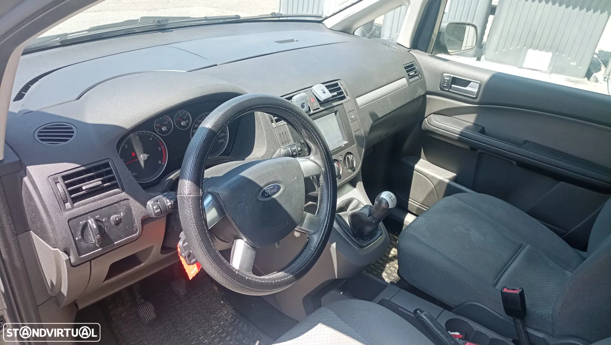 Ford Focus C-Max 1.6 TDCi Ghia - 17