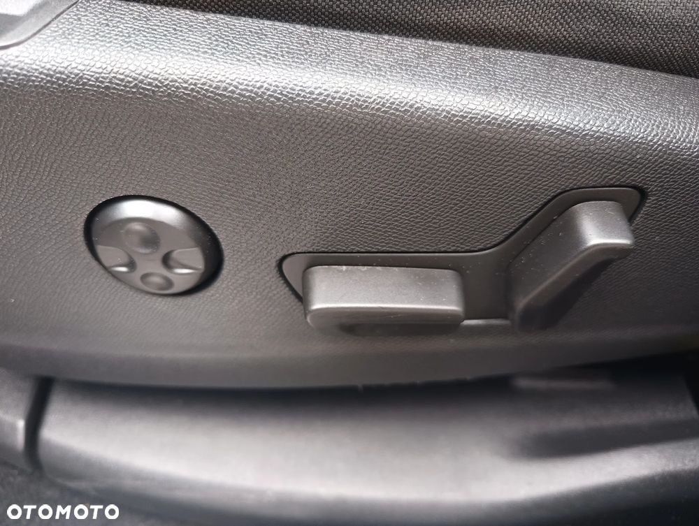 Peugeot 3008 225 e-EAT8 GT Pack - 22