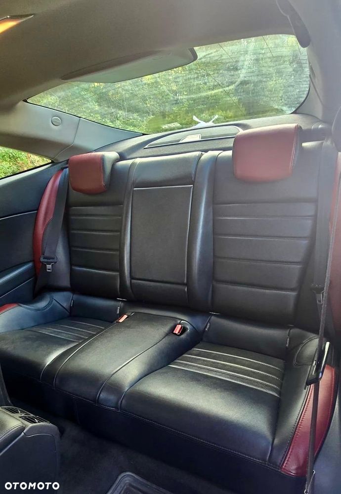 Renault Laguna 2.0 dCi GT - 8