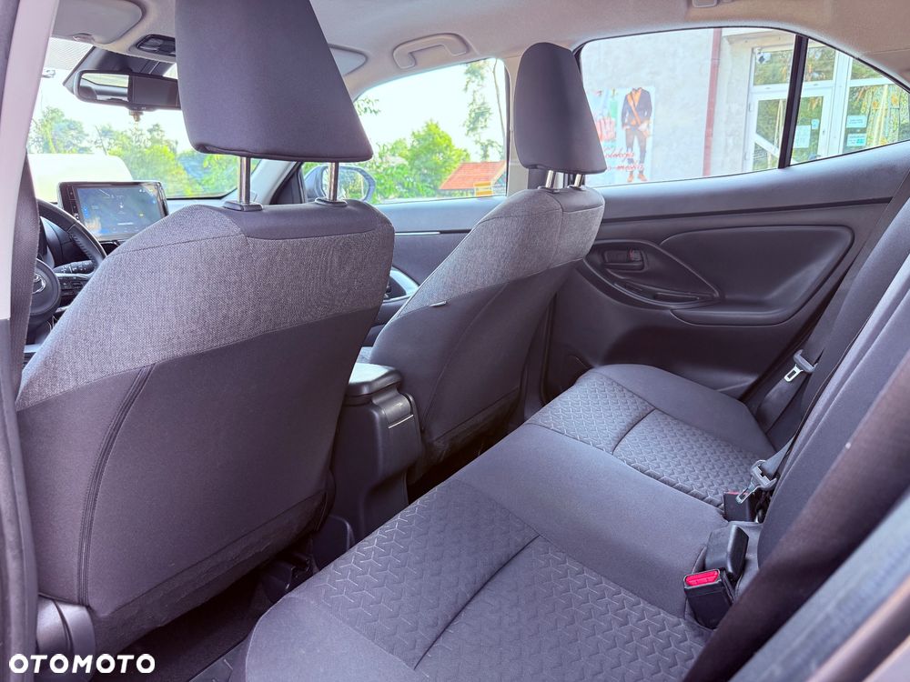 Toyota Yaris Hybrid 1.5 Comfort - 24