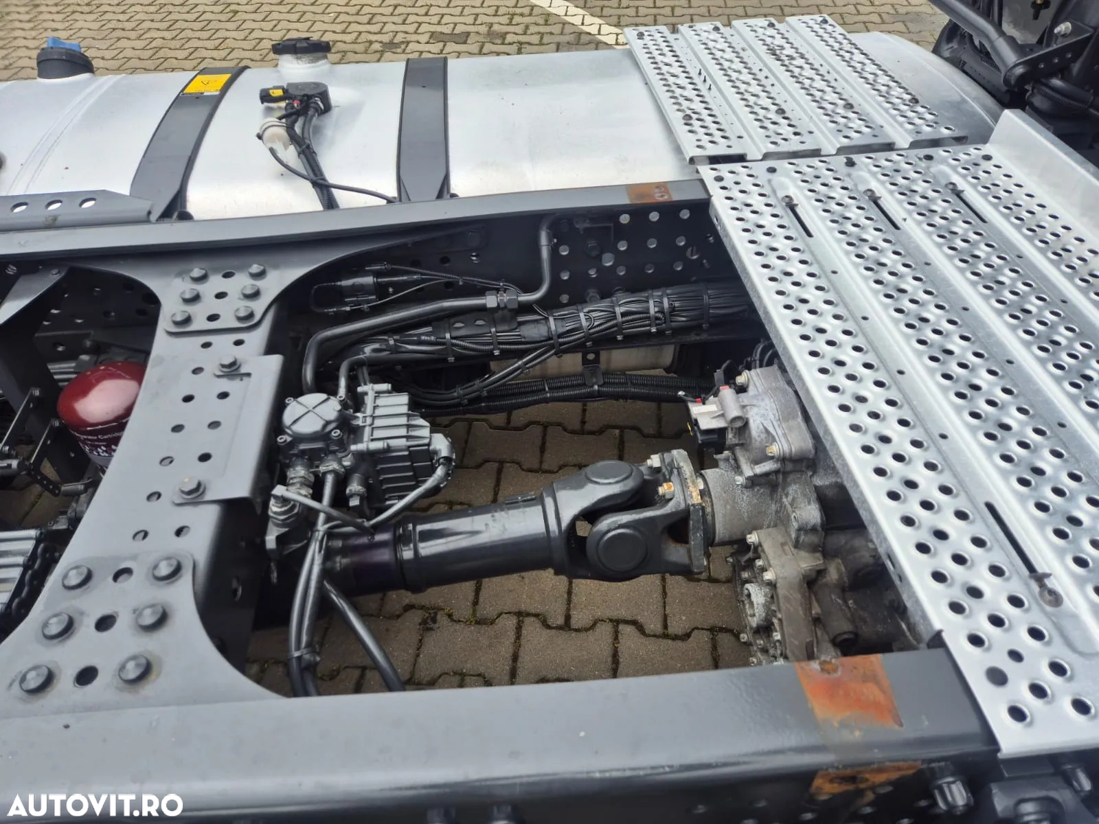Mercedes-Benz Actros 1845 LSnrL - 6