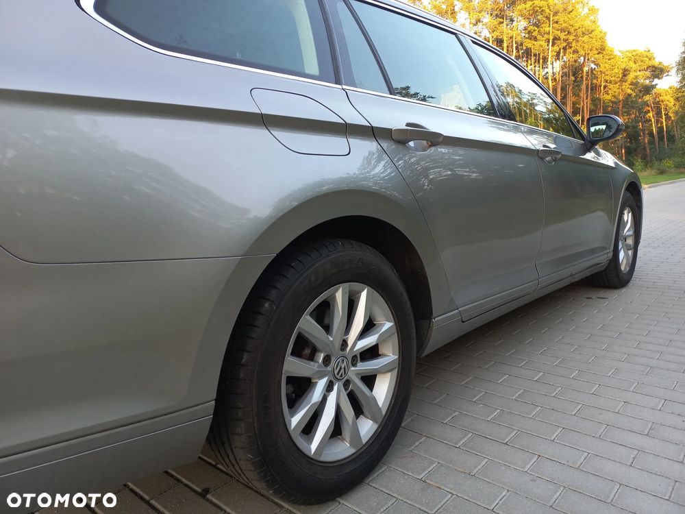 Volkswagen Passat Variant - 18