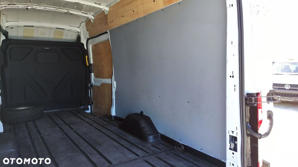 Ford Transit - 24