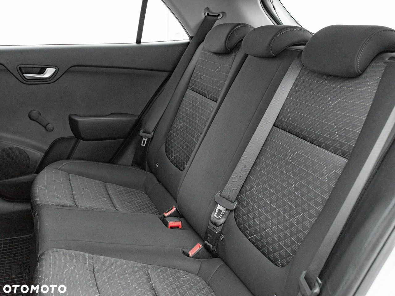 Kia Rio 1.2 M - 28