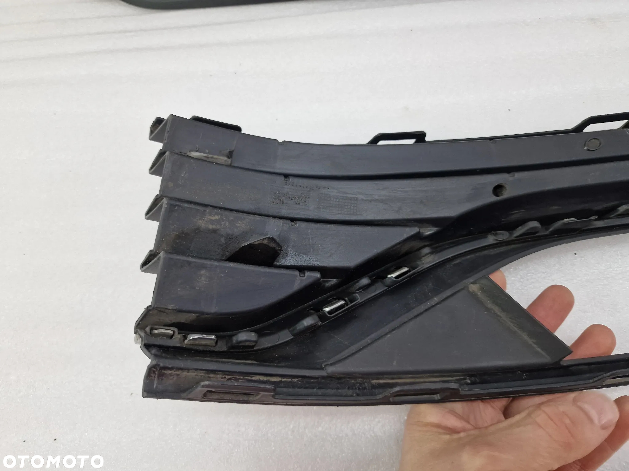 VW POLO 6C0 LIFT 13- LEWA KRATKA BOCZNA ZDERZAKA PRZEDNIEGO PRZÓD , 6C0853665K , NR AUKCJI E/78 - 9