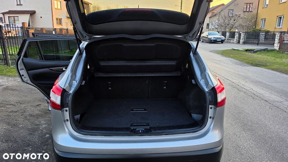 Nissan Qashqai 1.2 DIG-T Xtronic 360 - 14