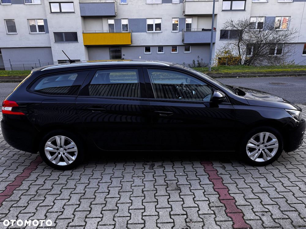 Peugeot 308 PureTech 130 GPF Stop & Start Active Business-Paket - 14