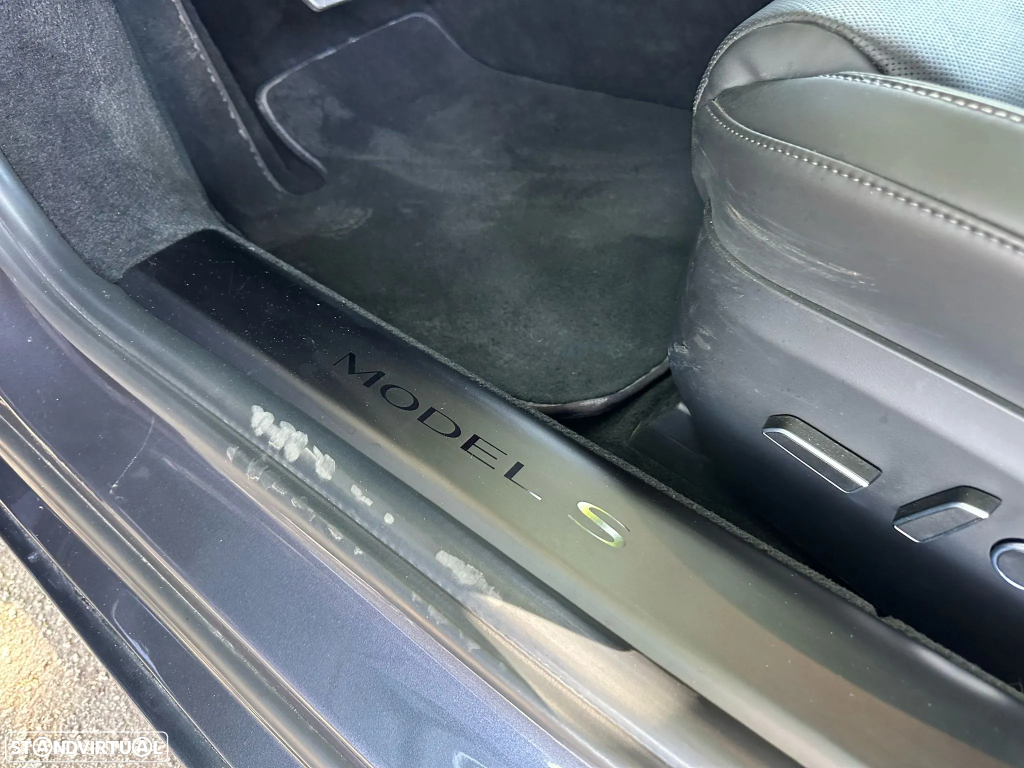 Tesla Model S Plaid AWD - 21