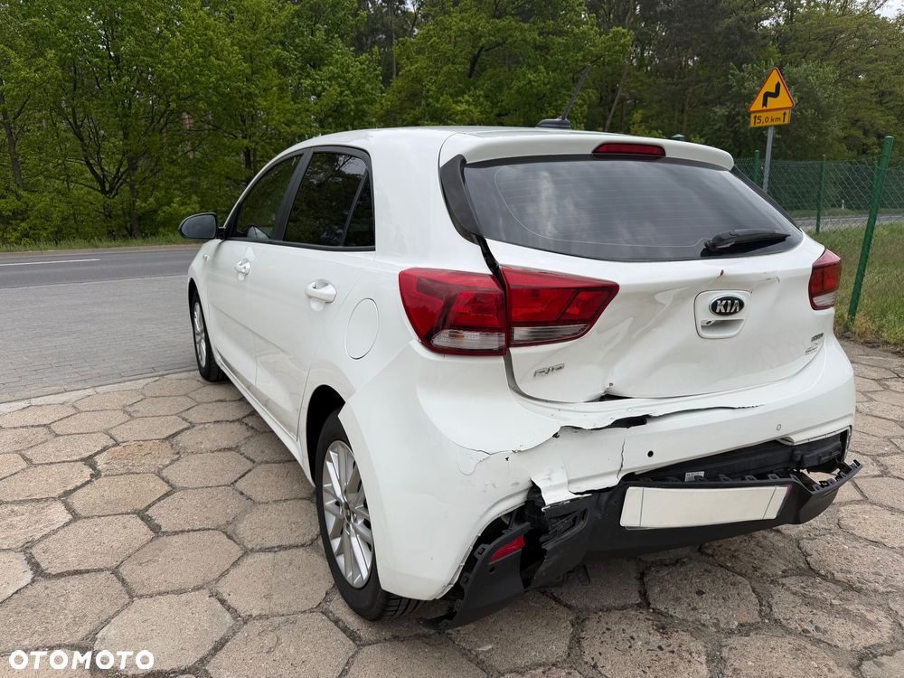 Kia Rio 1.4 crdi L - 4