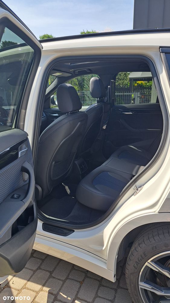 BMW X1 sDrive18i M Sport - 11