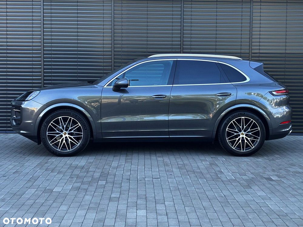 Porsche Cayenne - 4