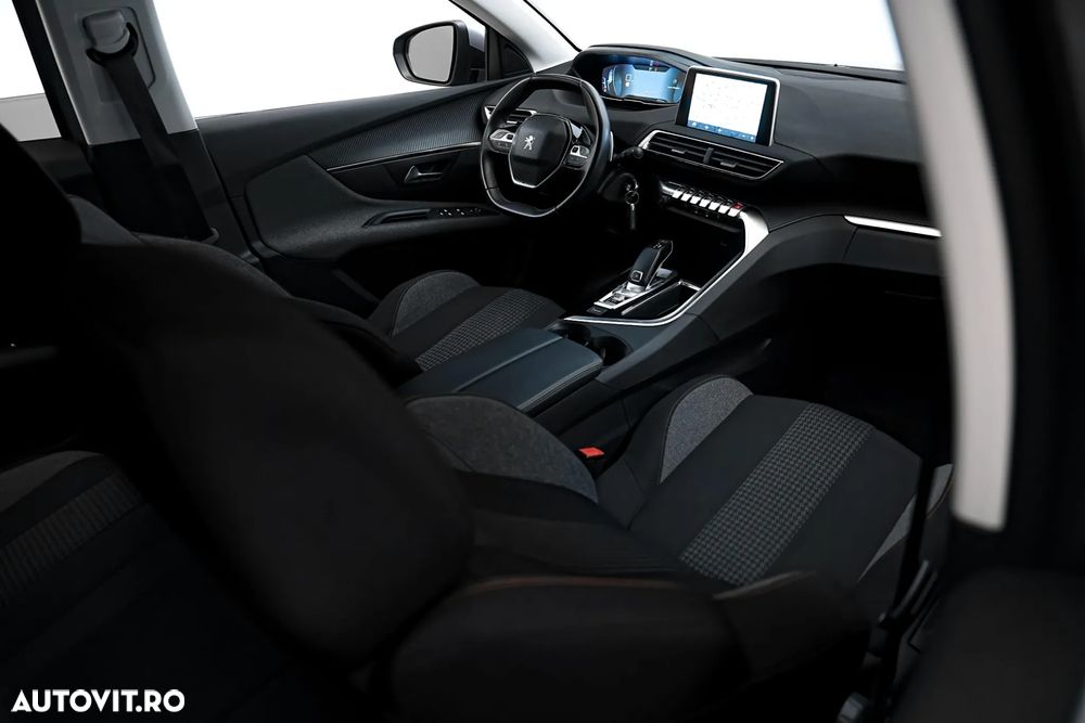 Peugeot 3008 PureTech 130 Stop & Start GPF EAT8 Active Business-Paket - 13