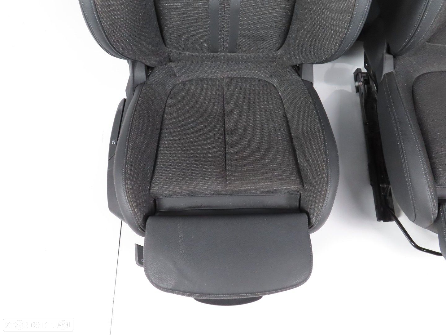 Interior desportivo M Usado / Original BMW 1 (F40) - 4