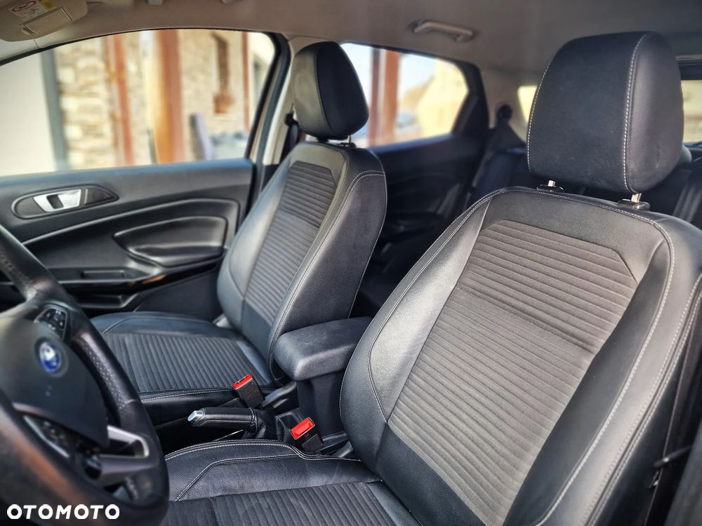 Ford EcoSport 1.0 EcoBoost TITANIUM X - 22