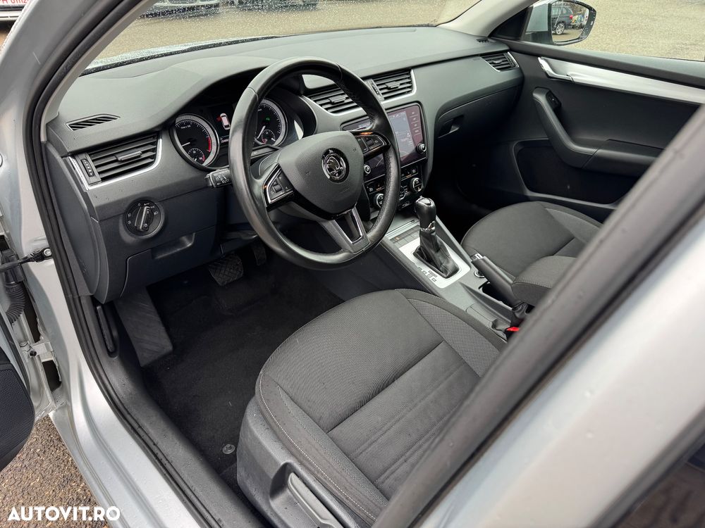 Skoda Octavia 2.0 TDI DSG Premium Edition - 7