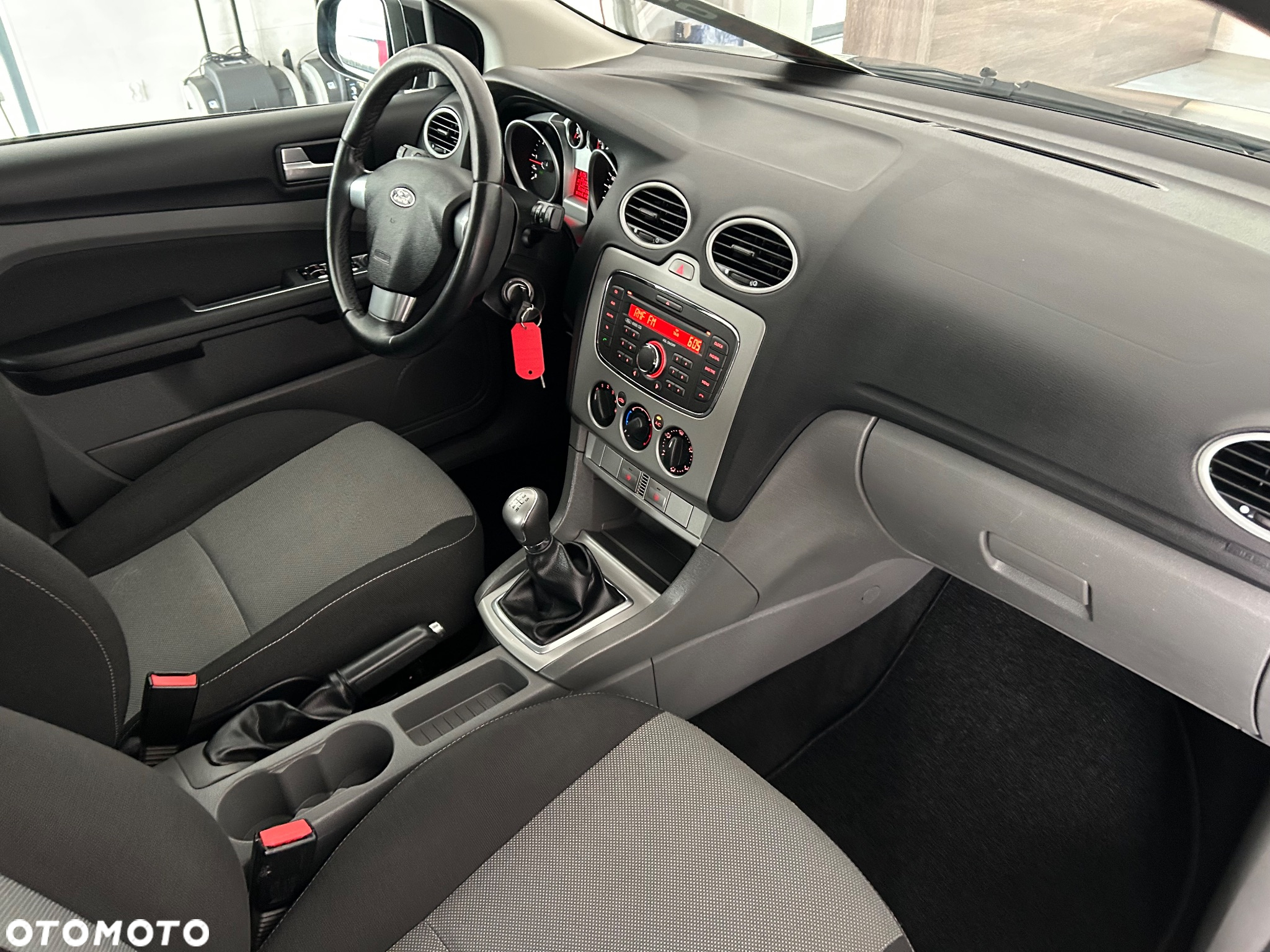 Ford Focus 1.6 TDCi ECOnetic 88g Start-Stopp-System Titanium - 29