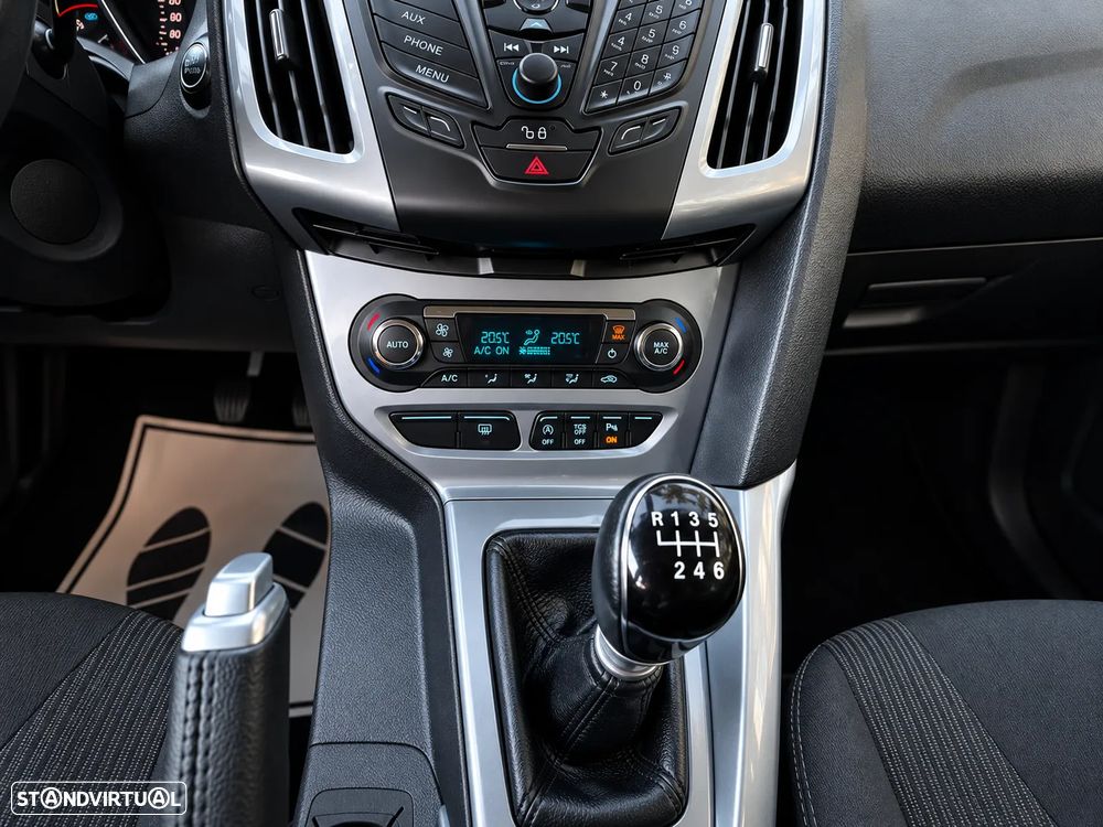 Ford Focus - 12
