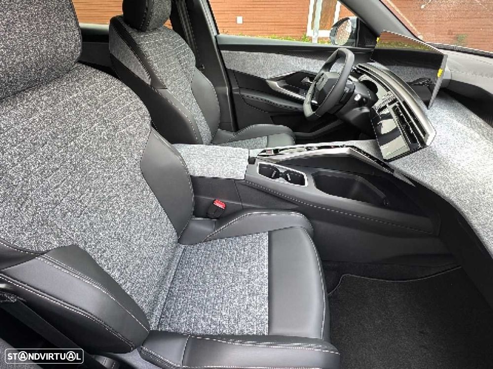 Peugeot 3008 1.6 Plug-in Hybrid Allure e-DCS7 - 14