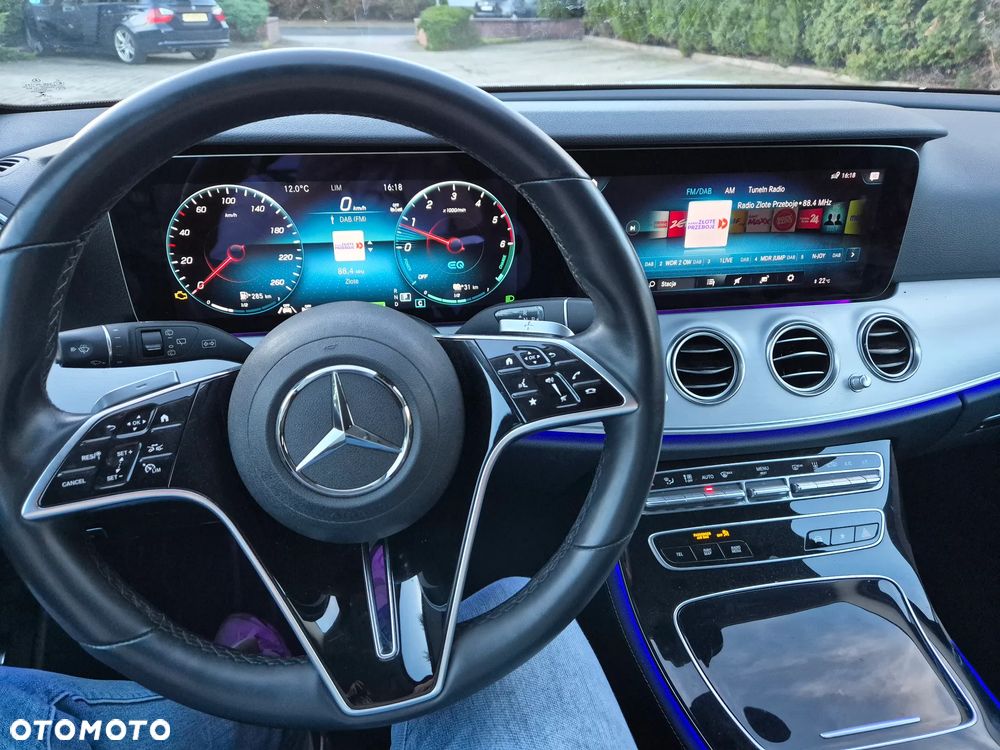 Mercedes-Benz Klasa E 300 de T 9G-TRONIC Avantgarde - 11