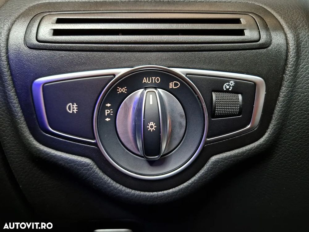 Mercedes-Benz GLC 200 4Matic 9G-TRONIC AMG Line - 26