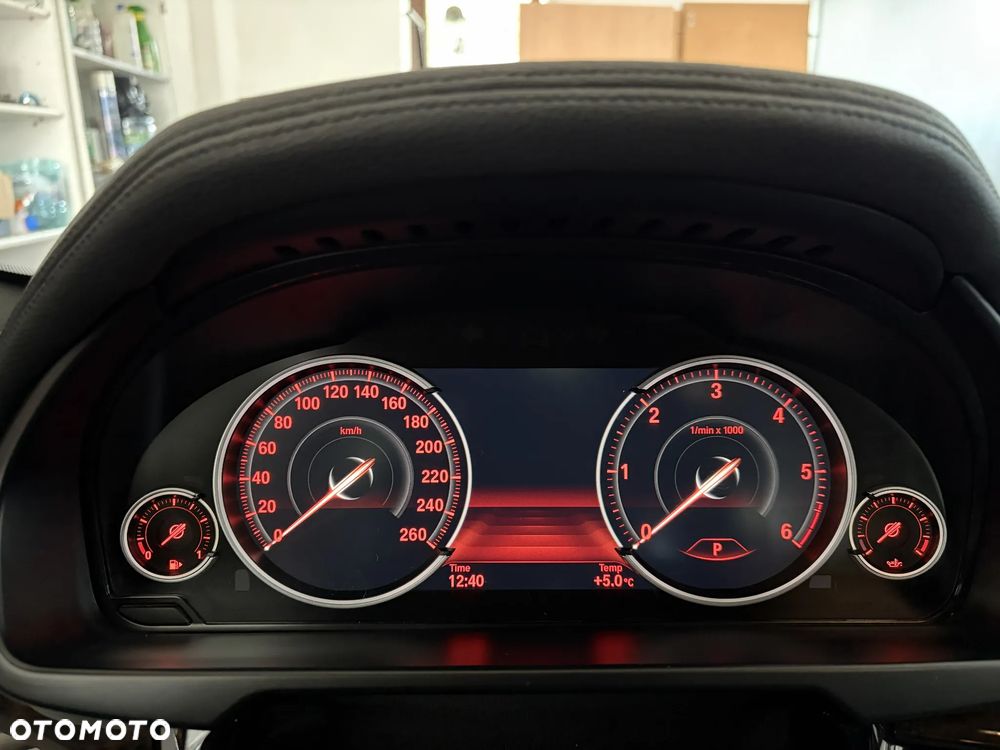 BMW X6 xDrive40d - 26