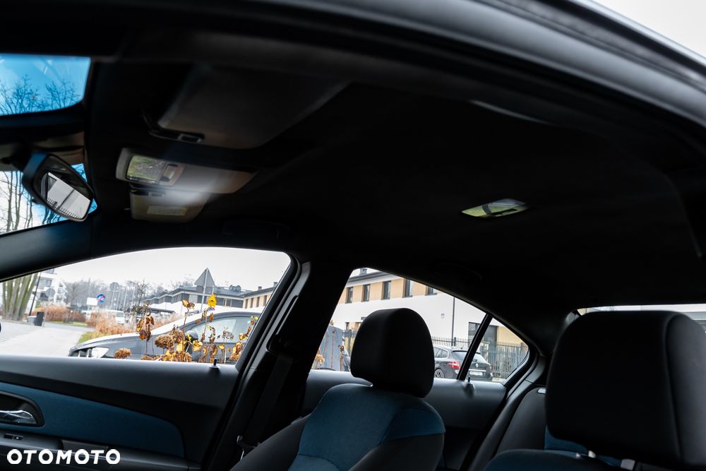 Chevrolet Cruze 1.8 LT - 27