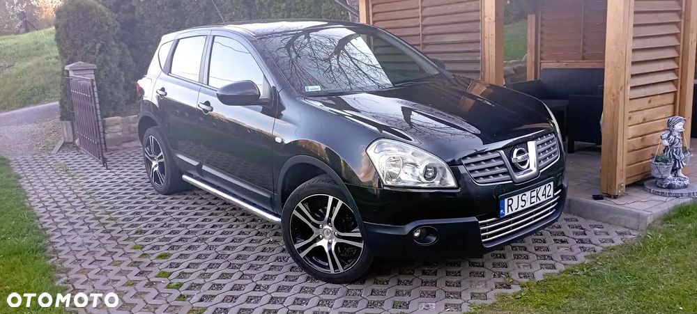 Nissan Qashqai - 1