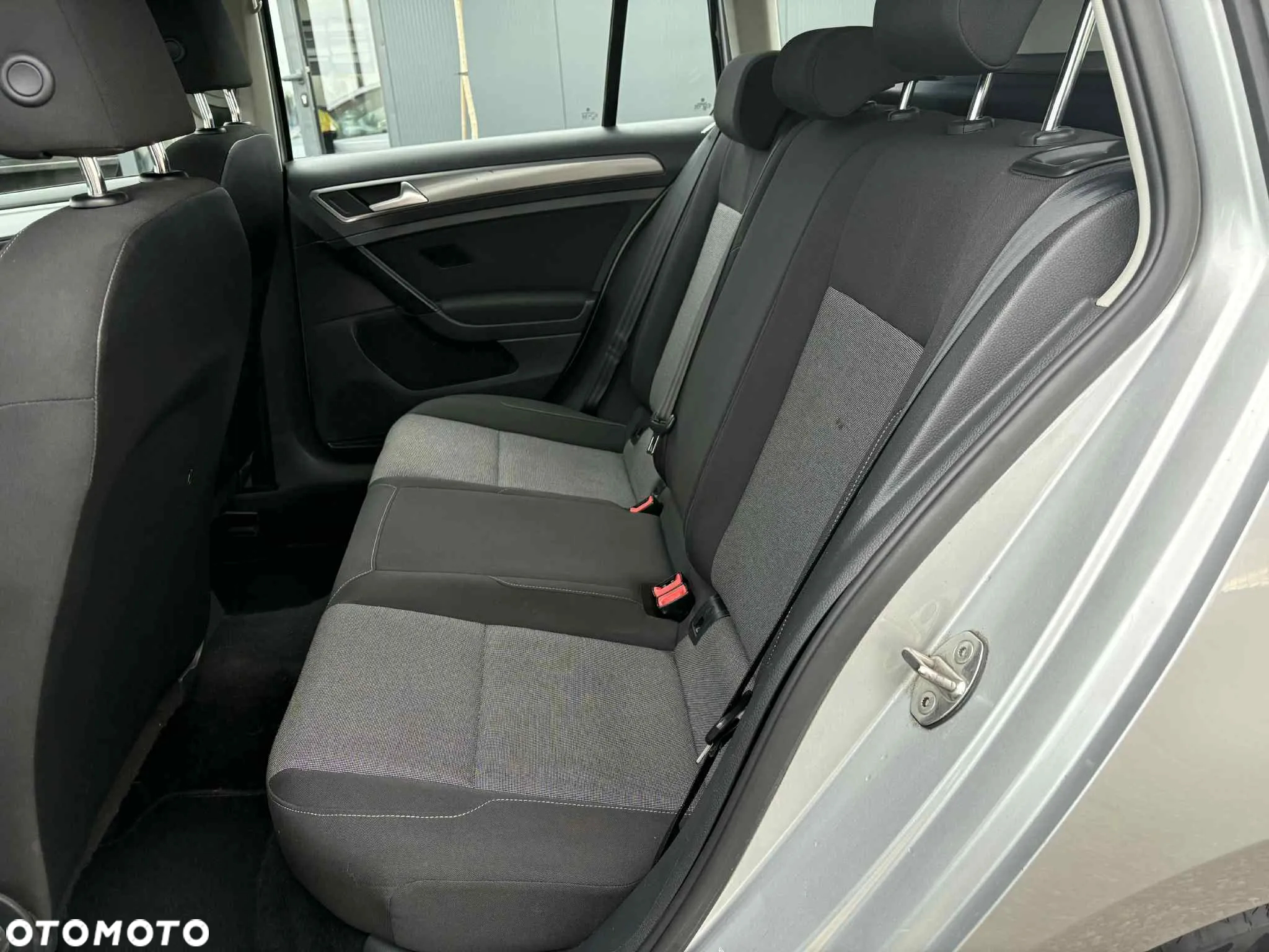 Volkswagen Golf VII 1.6 TDI BMT Comfortline - 10