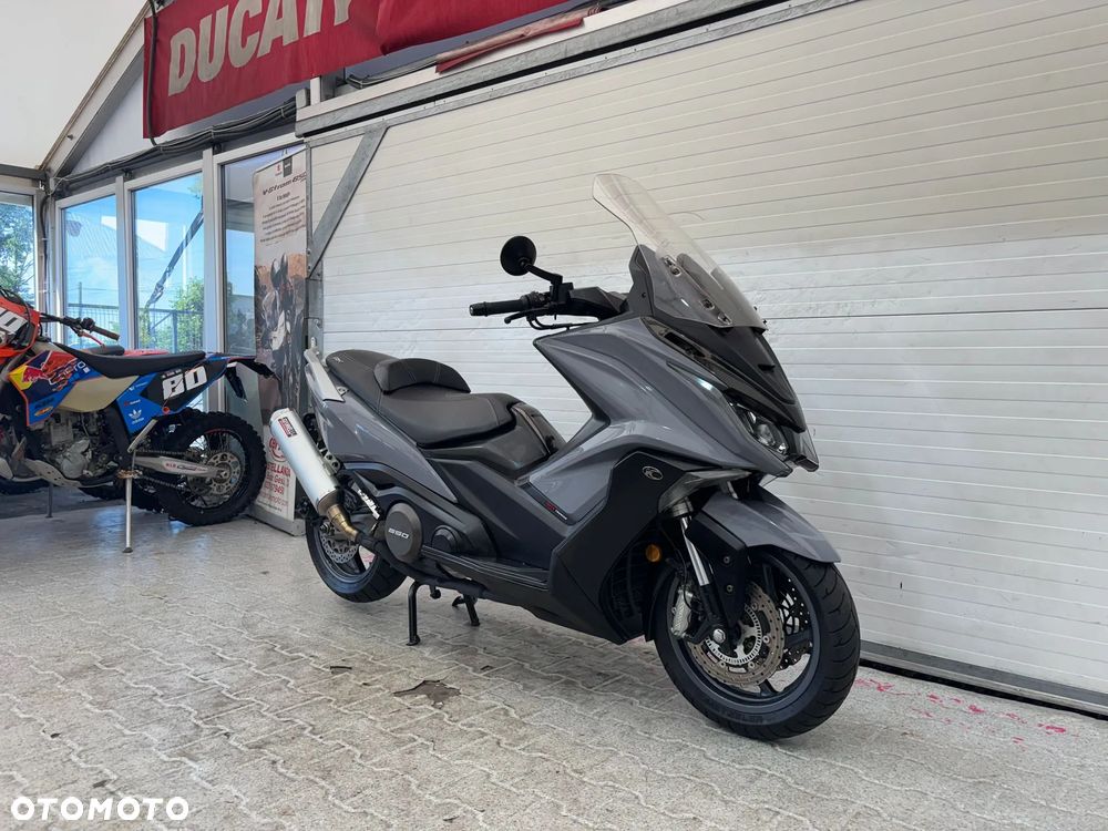 Kymco AK 550 - 14