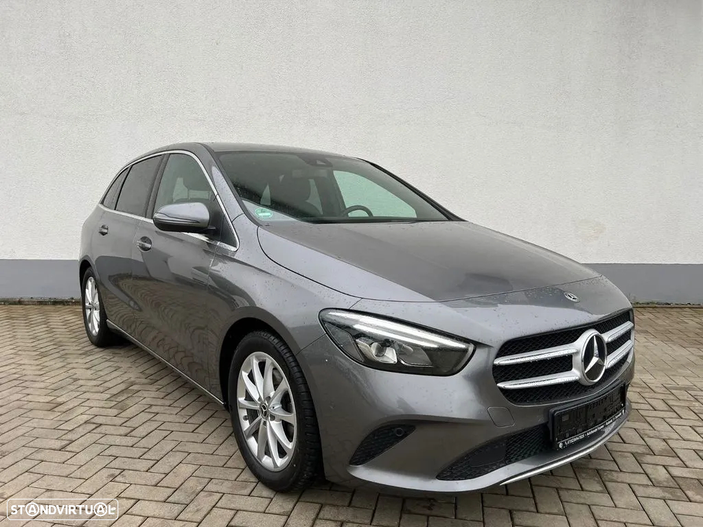 Mercedes-Benz B 200 AMG Line - 2
