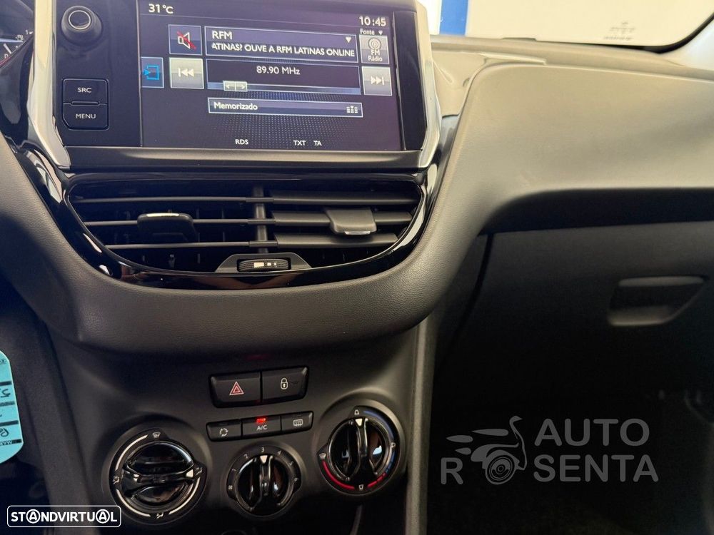 Peugeot 208 1.2 PureTech Allure - 13
