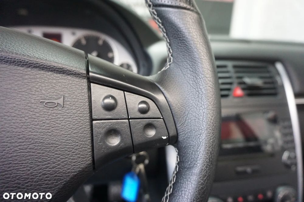 Mercedes-Benz Klasa B 200 CDI Autotronic - 39