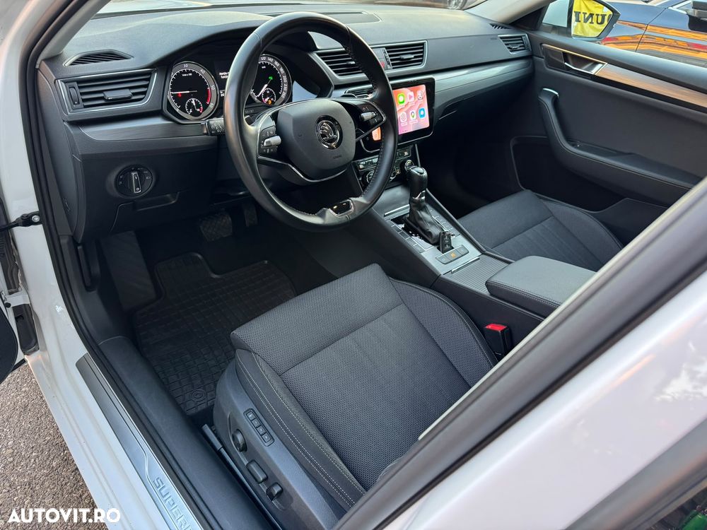 Skoda Superb 2.0 TDI DSG Style - 23