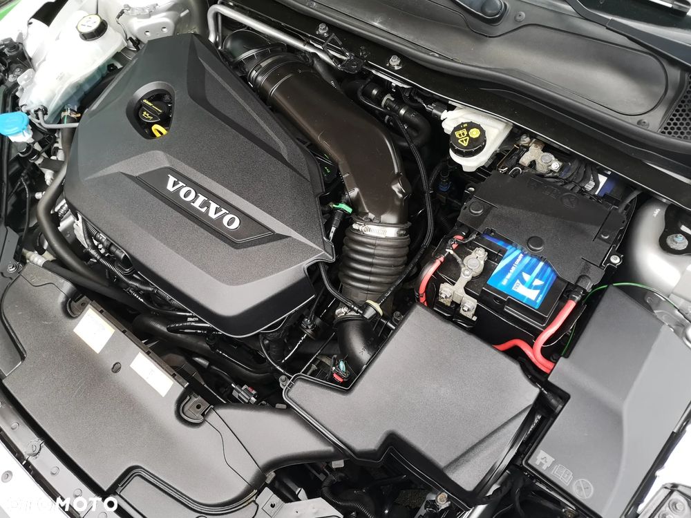 Volvo V40 T4 Powershift Kinetic - 26