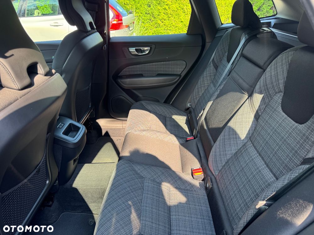 Volvo XC 60 B4 D Core - 15