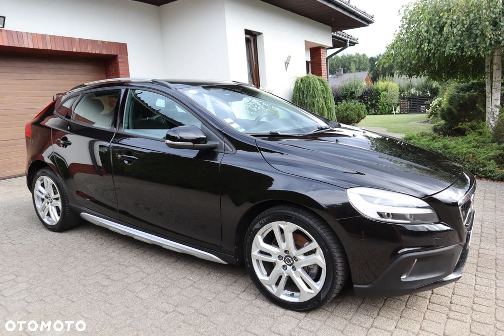 Volvo V40 Cross Country - 7
