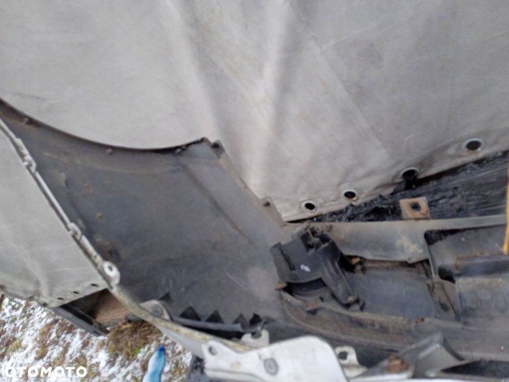 Zderzak Przedni Przód Kia Carens Ii C5 - 8