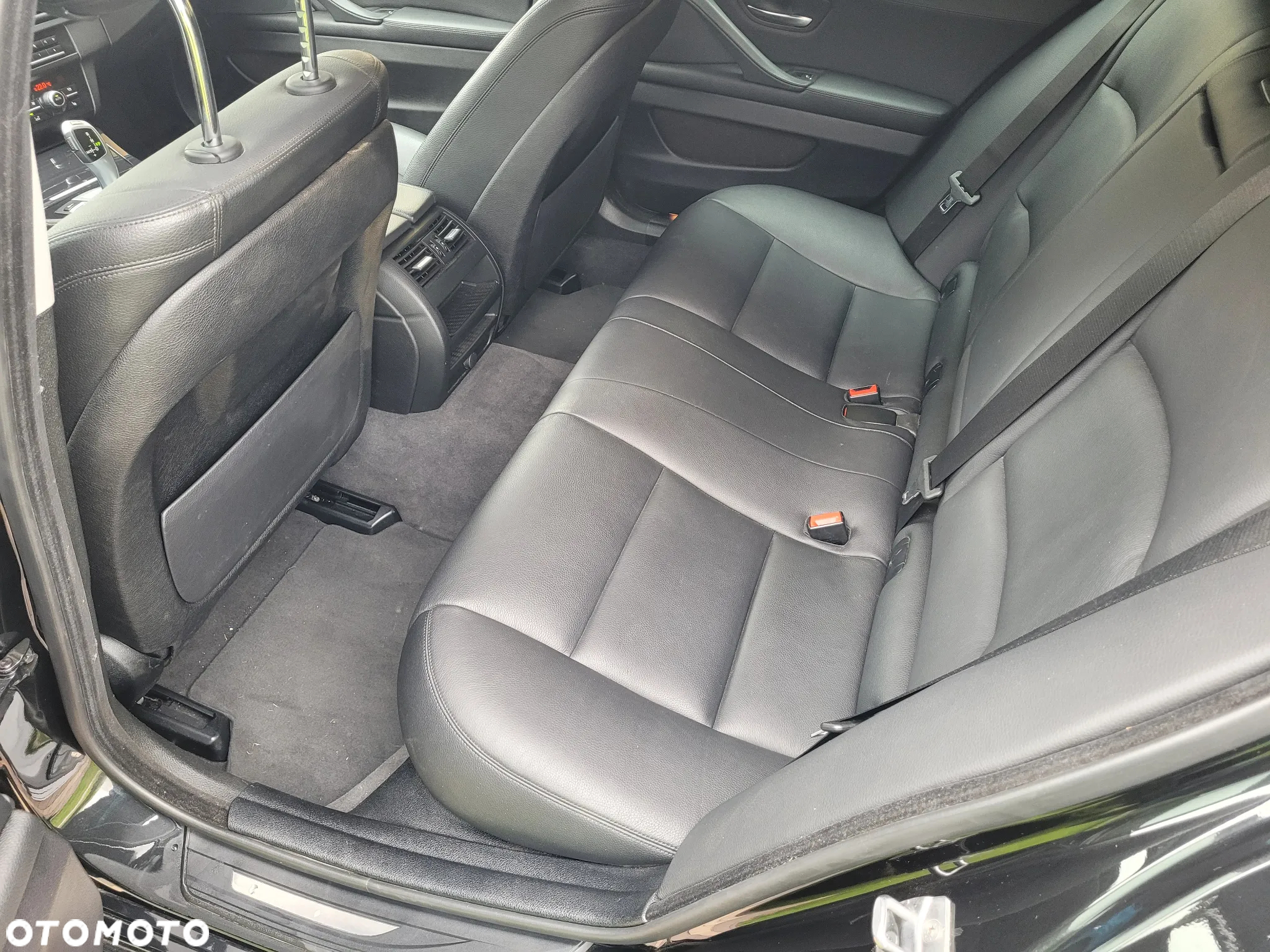 BMW Seria 5 520d xDrive Touring Sport Line - 12