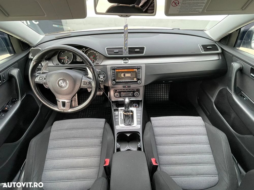 Volkswagen Passat Variant 2.0 Blue TDI DSG SCR Comfortline - 16