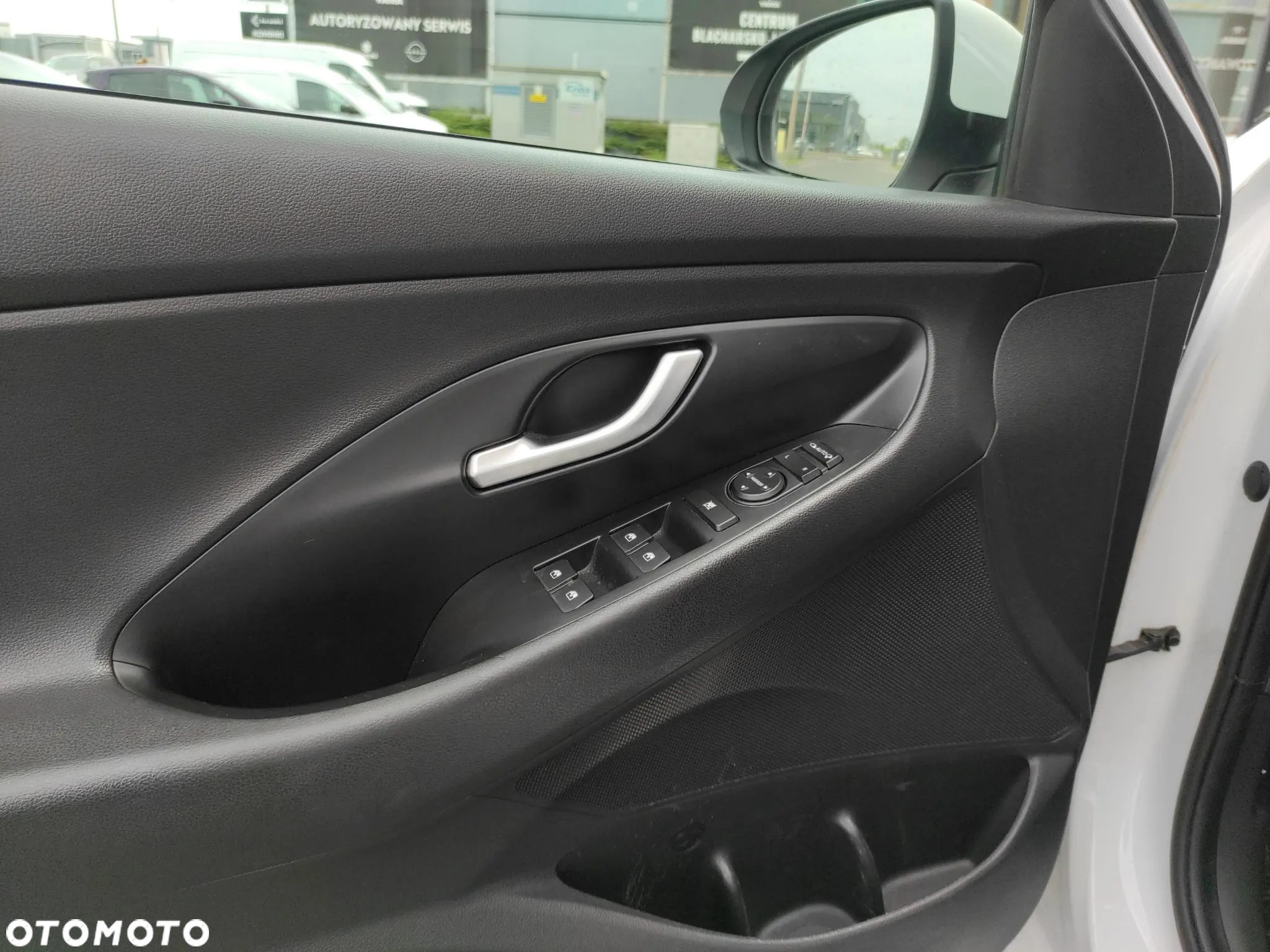 Hyundai i30 1.6 D Comfort - 10