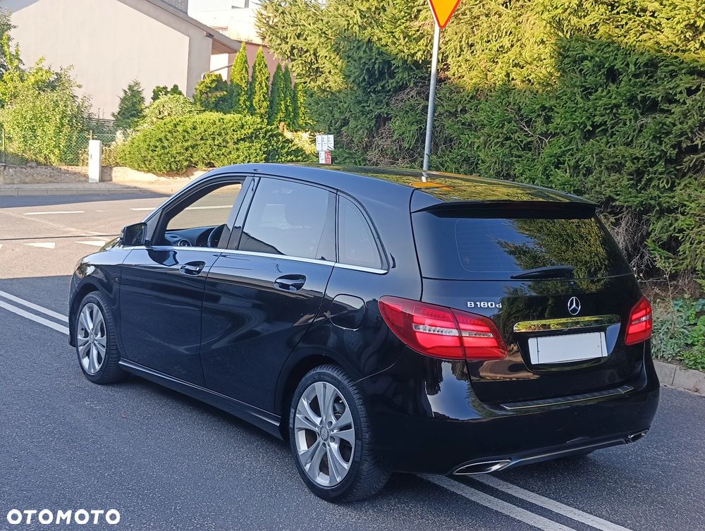 Mercedes-Benz Klasa B 180 CDI BlueEFFICIENCY Edition - 20