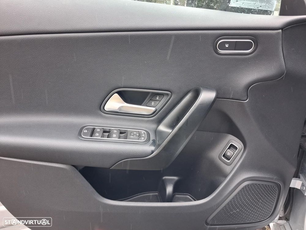 Mercedes-Benz CLA 180 d Shooting Brake Style Plus Aut. - 9