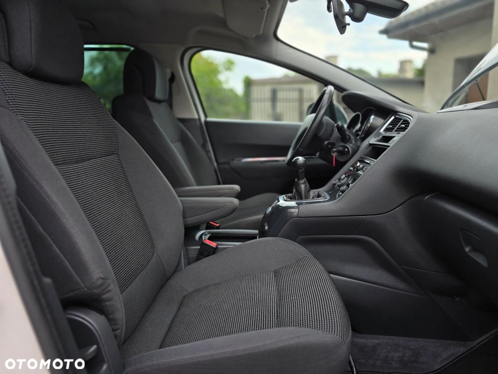 Peugeot 5008 - 18