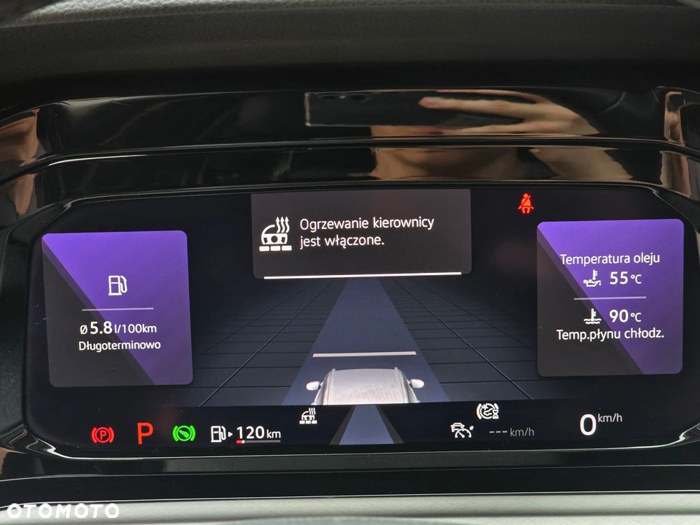 Volkswagen Golf - 22