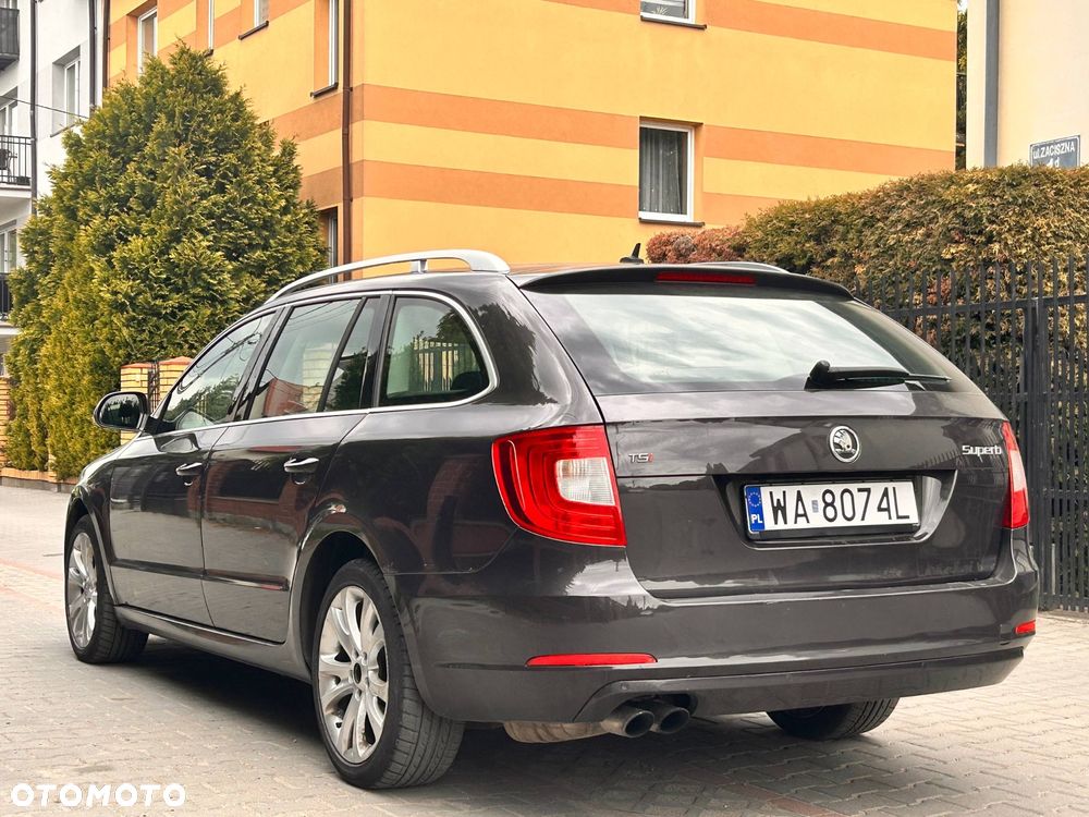 Skoda Superb 1.8 TSI Elegance DSG - 4